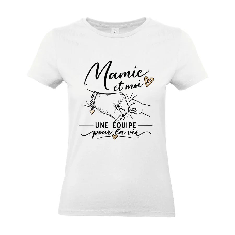 Tee-shirt Mamie et moi – Une équipe pour la vie — aperçu centre